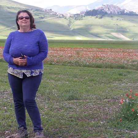 Bed And Breakfast Casale Isorella San Gemini Bagian luar foto