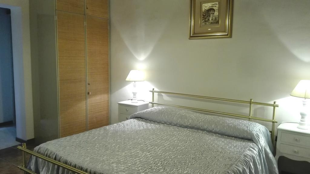 Bed And Breakfast Casale Isorella San Gemini Bagian luar foto