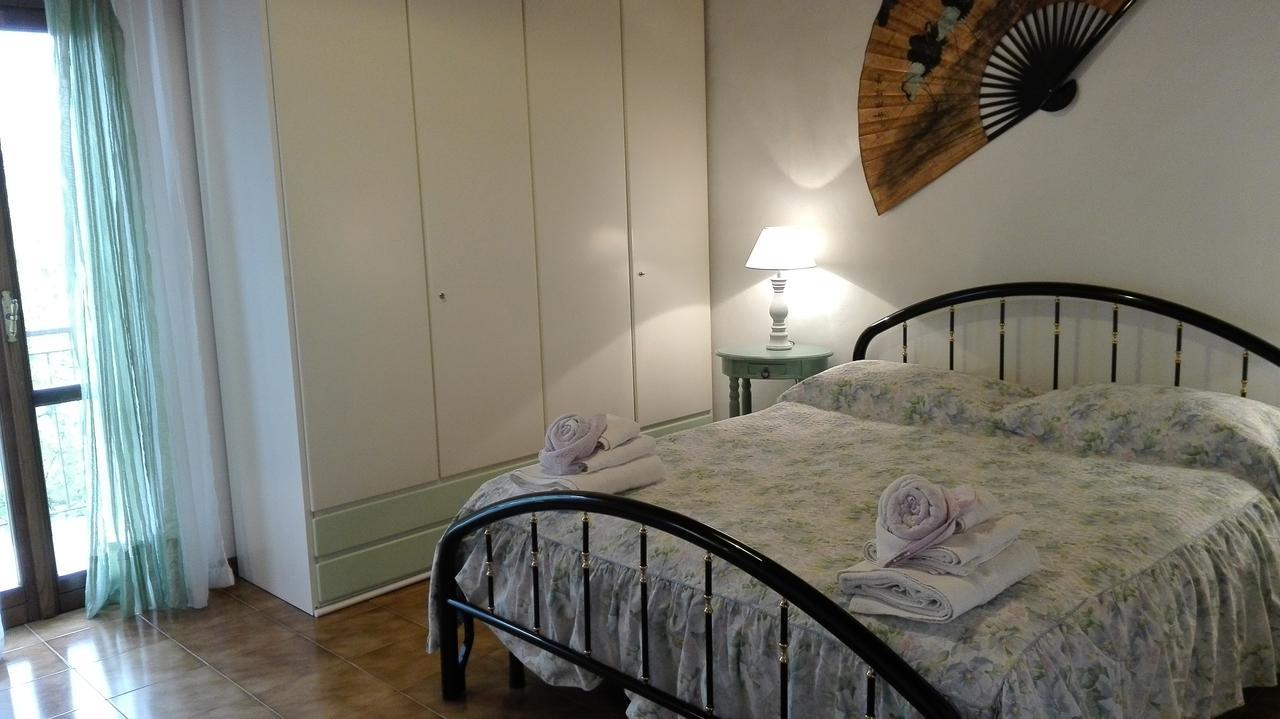 Bed And Breakfast Casale Isorella San Gemini Bagian luar foto